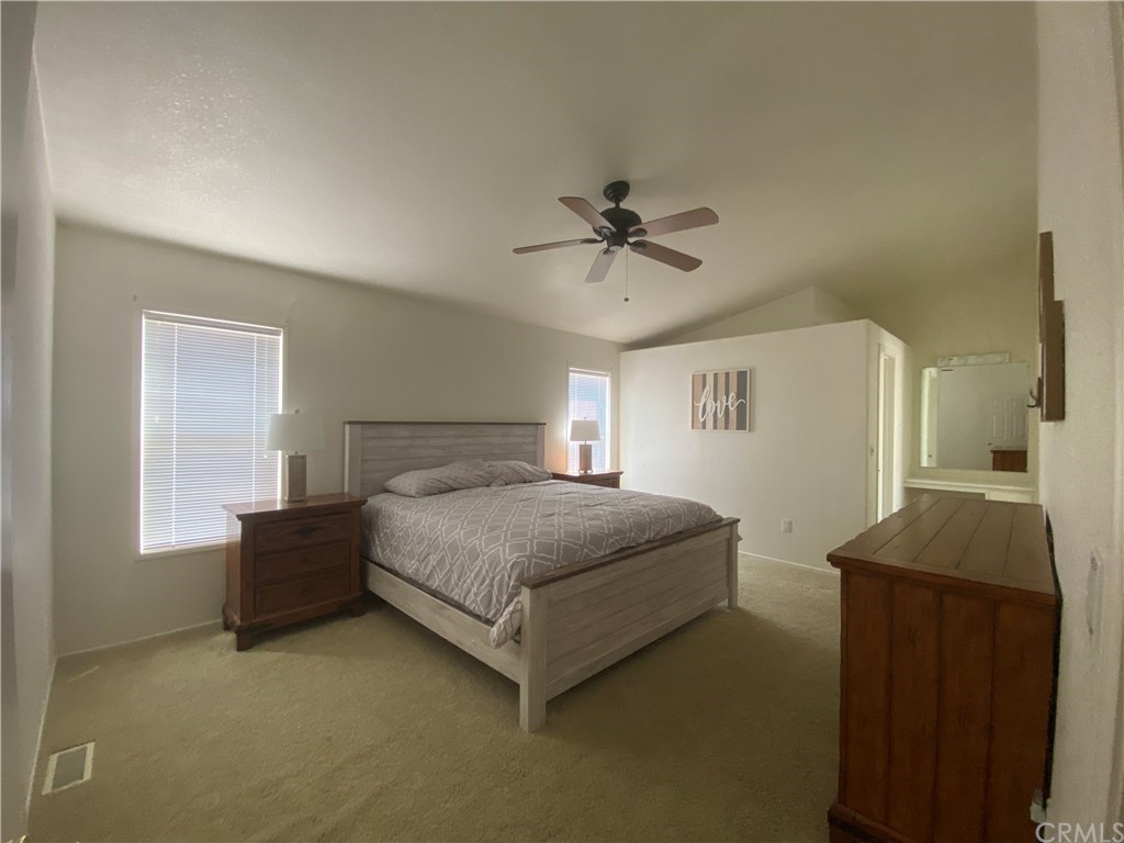 12600 Havasu Lake Road, Unit 94 Needles, CA 92363 - Photo 15 of 39 Master Bedroom