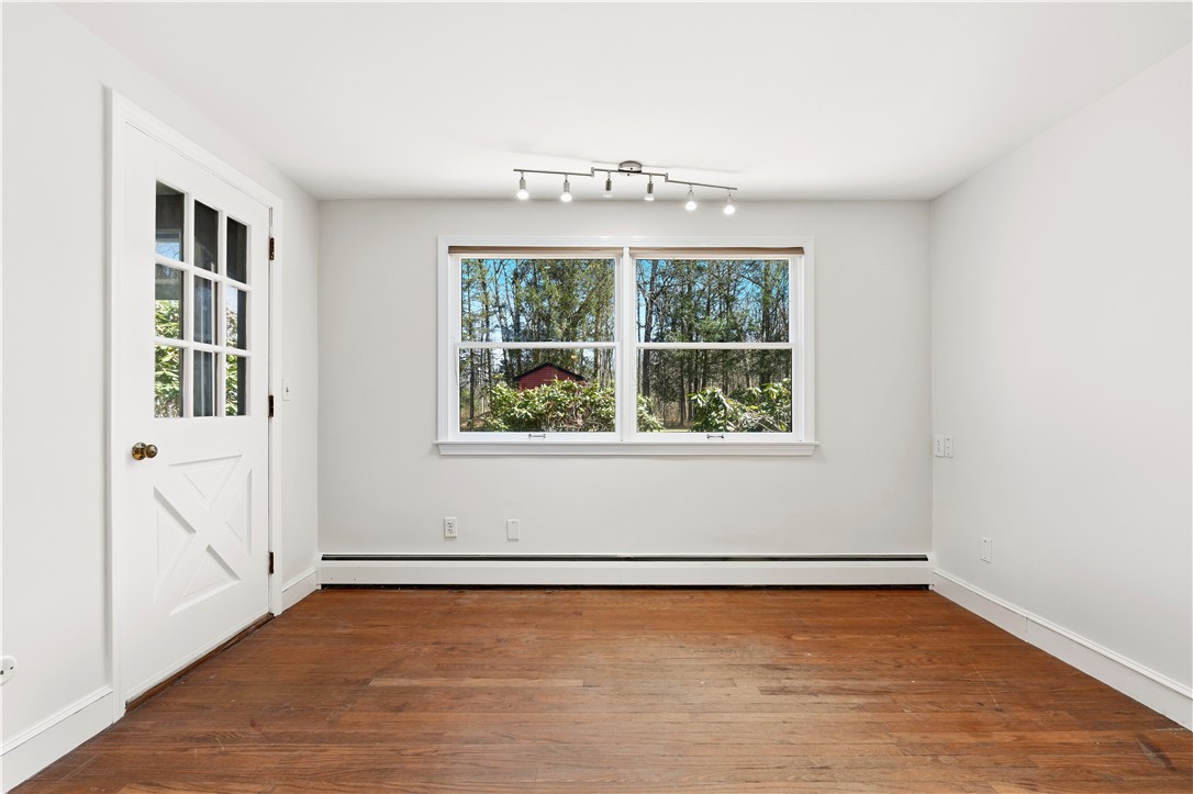 58 Tourtellot Hill Road Glocester, RI 02814 - Photo 9 of 26