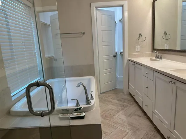 $2,885 | 5964 Morning Star Place, Dallas, TX 75235