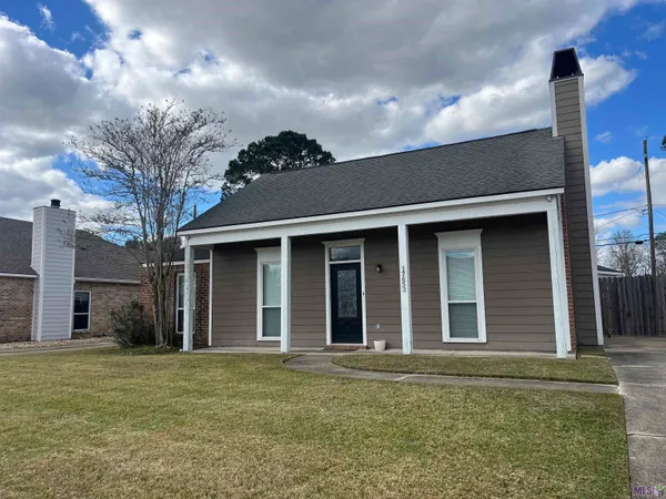 $1,650 | 17653 9 Oaks Avenue, Baton Rouge, LA 70817