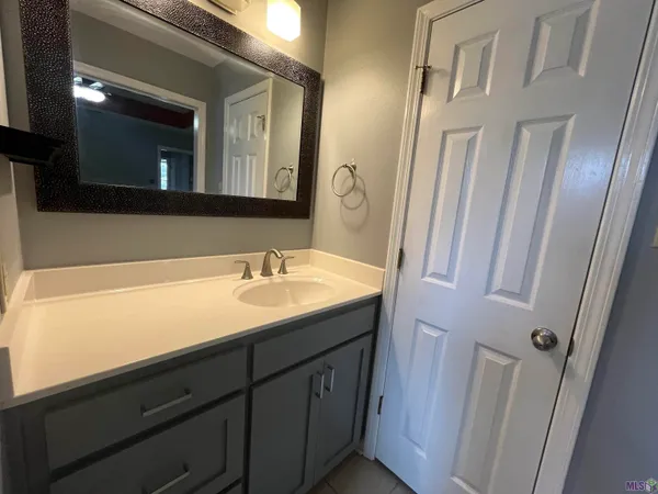 $1,650 | 17653 9 Oaks Avenue, Baton Rouge, LA 70817