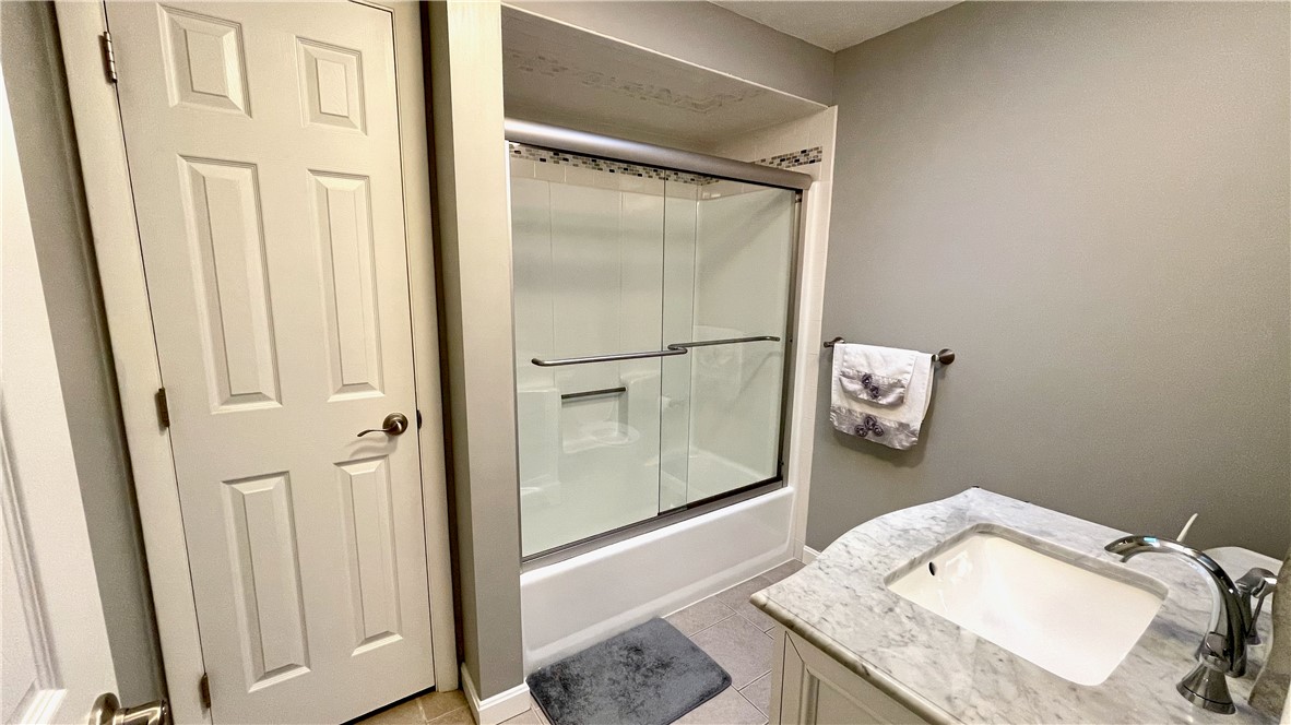 196 Old River Road, Unit 210 Lincoln, RI 02865 - Photo 16 of 21