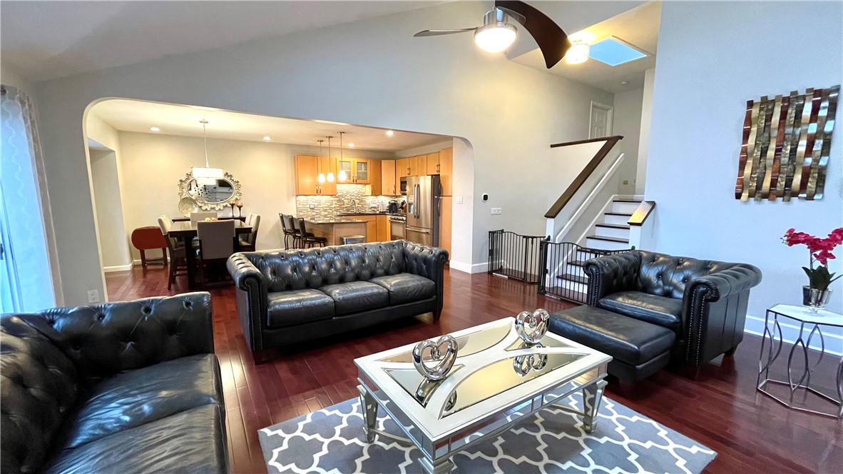 196 Old River Road, Unit 210 Lincoln, RI 02865 - Photo 5 of 21