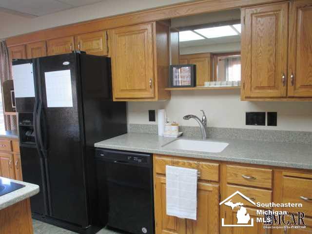 1750 West Sterns Road Temperance, MI 48182 - Photo 5 of 23