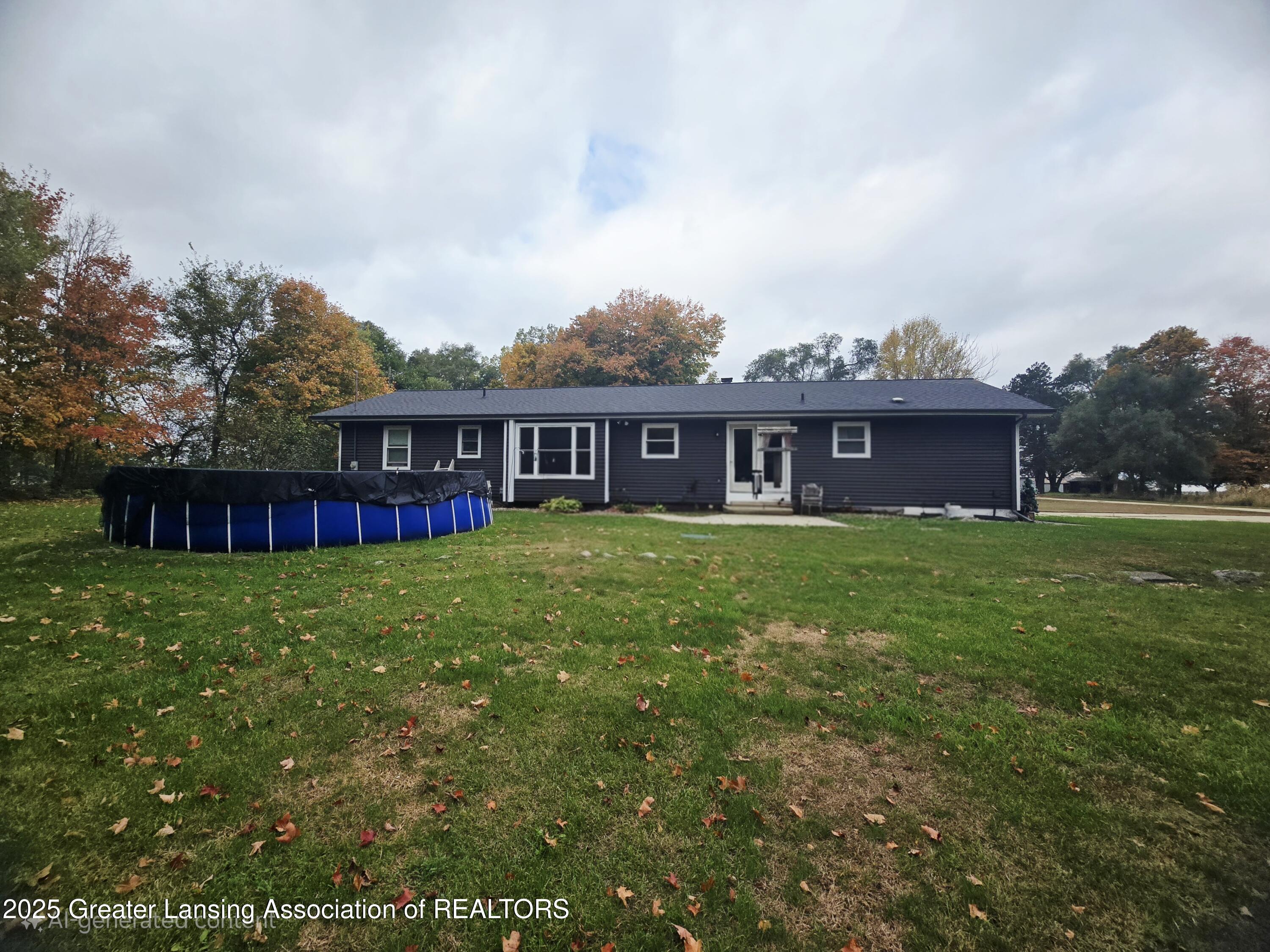 7694 North Meridian Road Elsie, MI 48831 - Photo 5 of 41 Merdian back