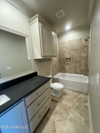 $2,800 | 107 Southern Oak Way, Canton, MS 39046