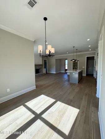 $2,800 | 107 Southern Oak Way, Canton, MS 39046