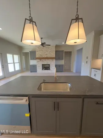 $2,800 | 107 Southern Oak Way, Canton, MS 39046