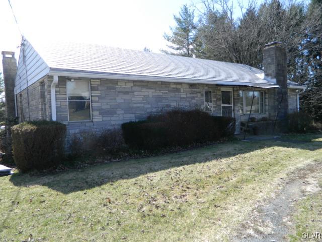3264 Bingen Road Bethlehem, PA 18015 - Photo 2 of 27 Gallery Image 2