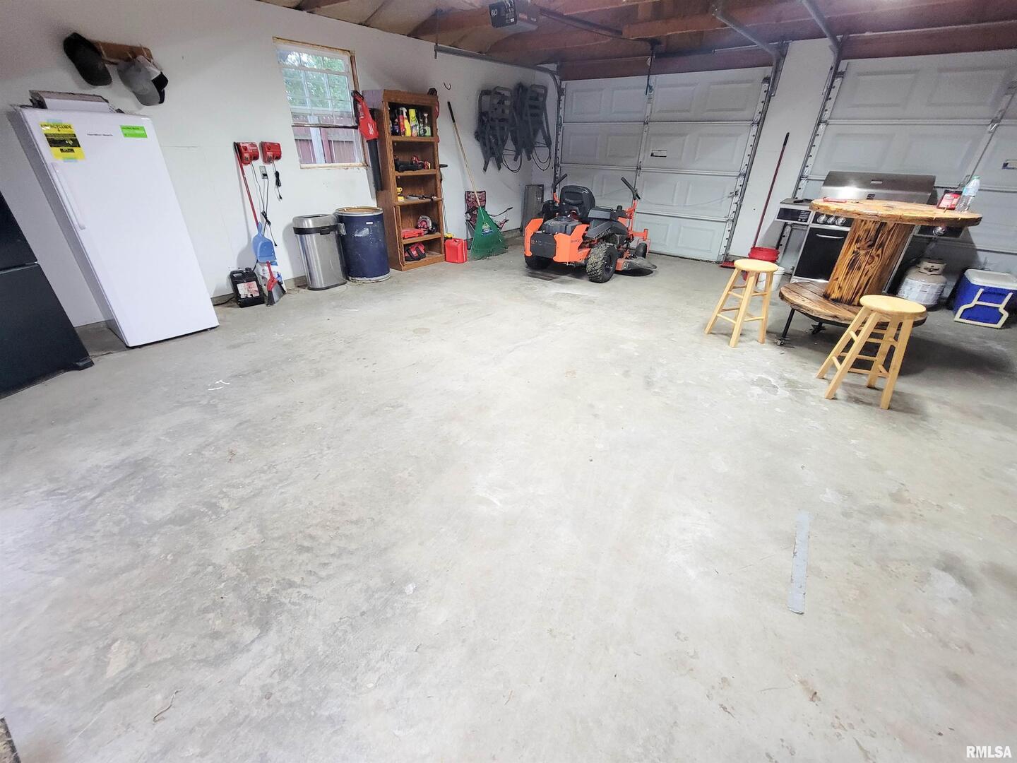 221 Hickory Street Flora, IL 62839 - Photo 18 of 75