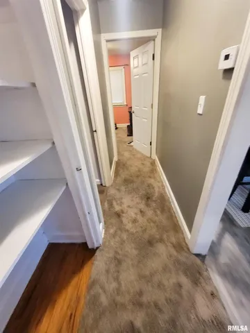 $124,900 | 221 Hickory Street, Flora, IL 62839