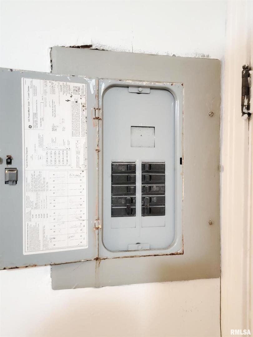 221 Hickory Street Flora, IL 62839 - Photo 75 of 75