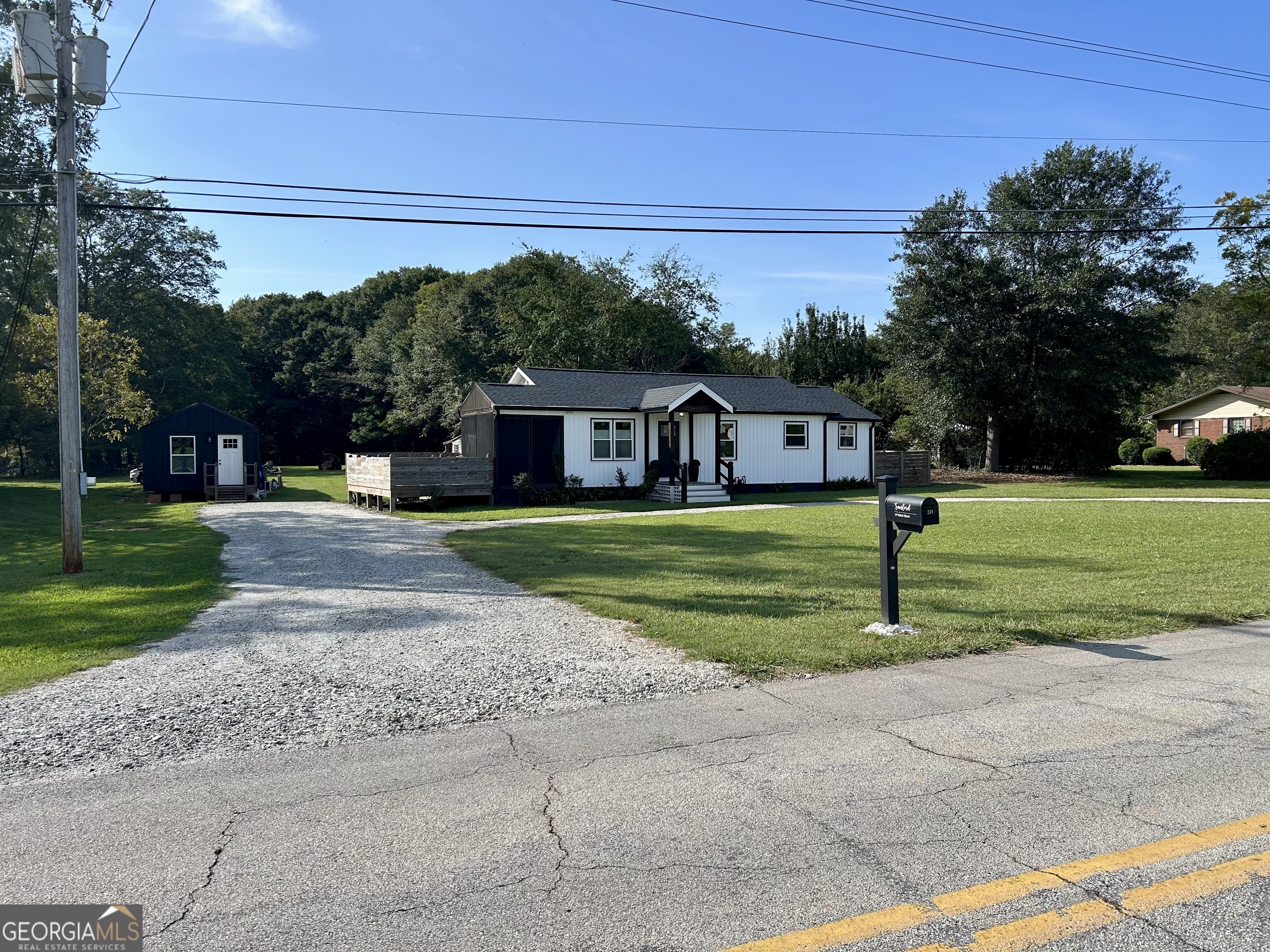 371 Ridge Road Hartwell, GA 30643 - Photo 5 of 55