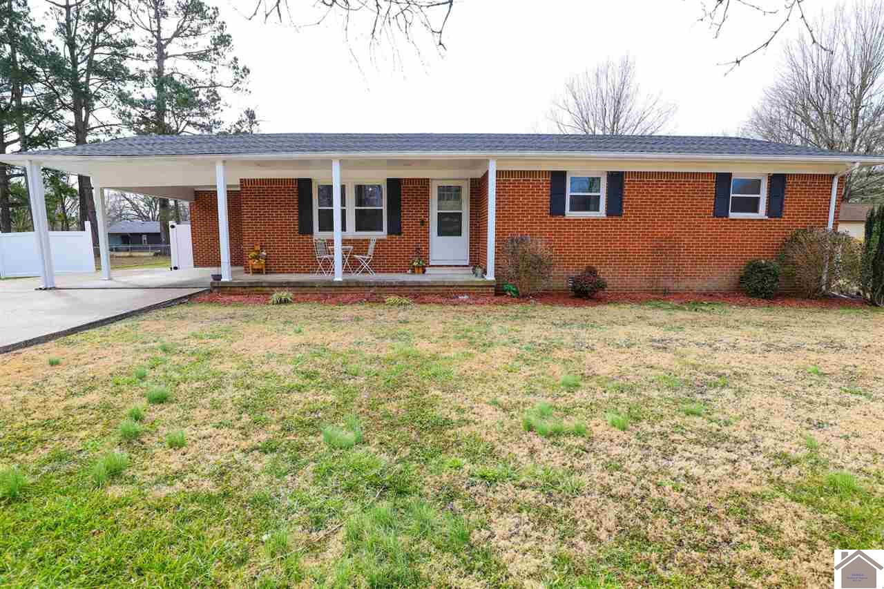 3115 Omega Road Paducah, KY 42003 - Photo 1 of 1 Front Exterior