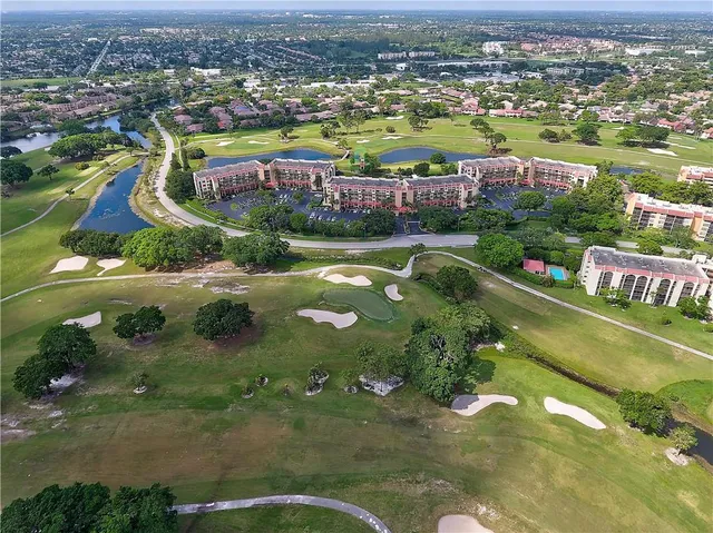 $175,000 | 3521 North Environ Boulevard, Unit 209, Fort Lauderdale, FL 33319