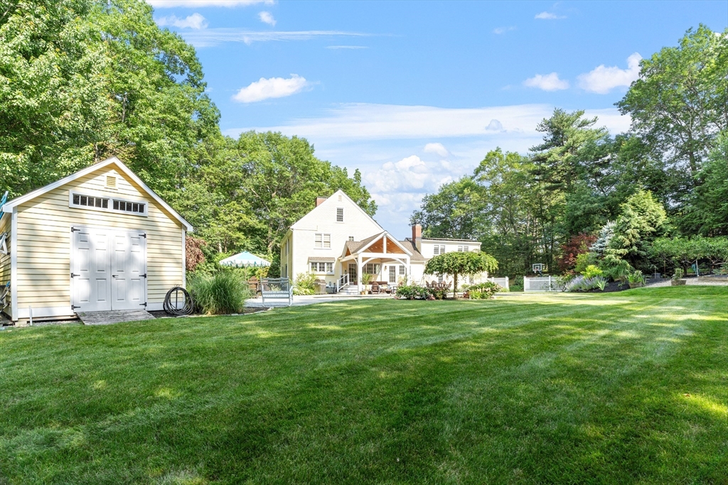 158 Kettle Hole Road Bolton, MA 01740 - Photo 34 of 42