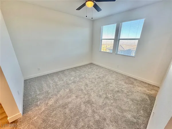 $2,800 | 1548 Little Penguin Street, Las Vegas, NV 89138