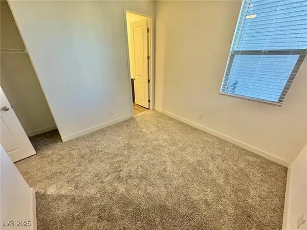$2,800 | 1548 Little Penguin Street, Las Vegas, NV 89138