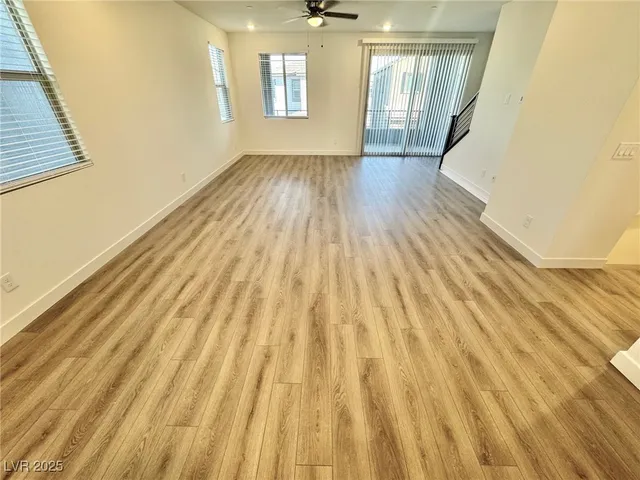 $3,000 | 1548 Little Penguin Street, Las Vegas, NV 89138