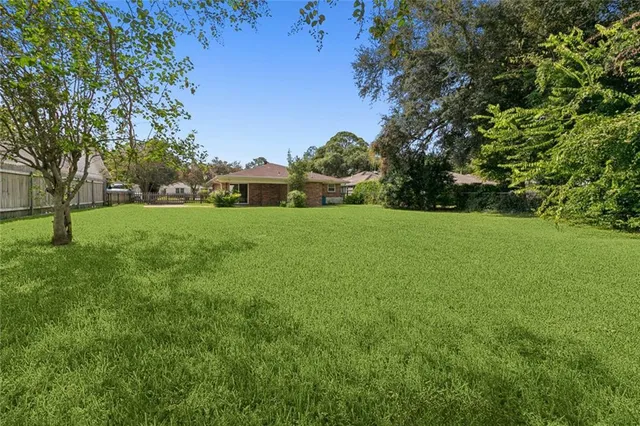 $2,400 | 117 Elaine Avenue, Harahan, LA 70123