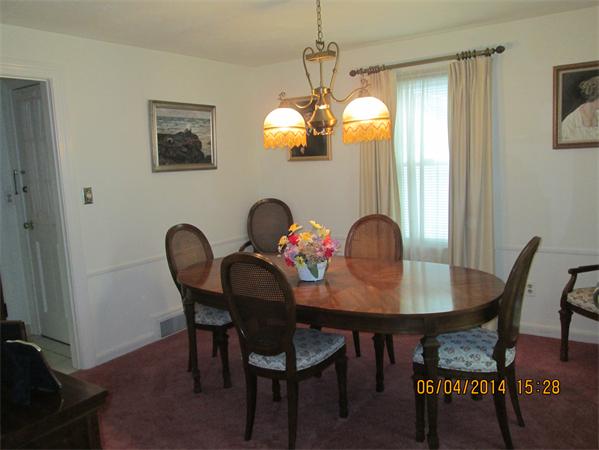 127 Connecticut Avenue Springfield, MA 01104 - Photo 6 of 14