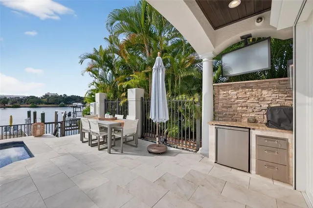 $4,100,000 | 1009 Royal Pass Road, Tampa, FL 33602