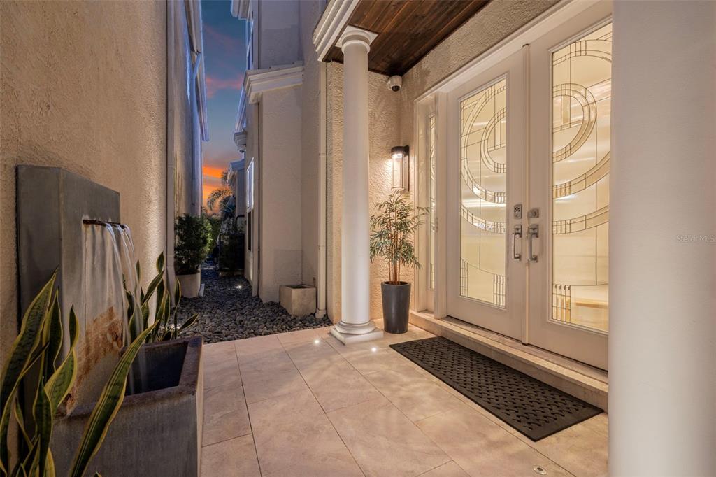 1009 Royal Pass Road Tampa, FL 33602 - Photo 10 of 74