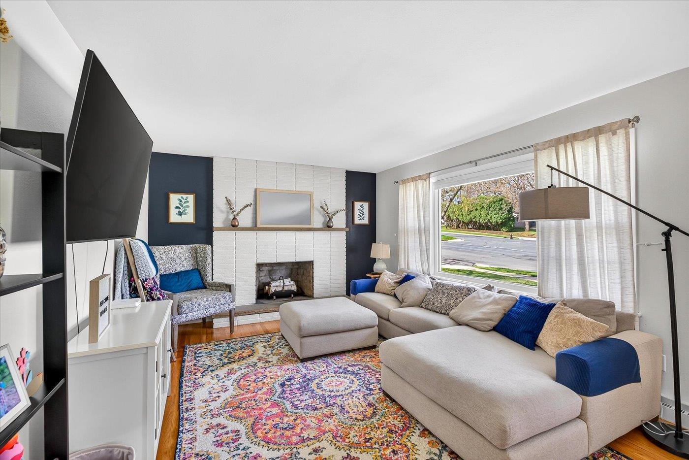 429 South Midvale Boulevard Madison, WI 53711 - Photo 11 of 54