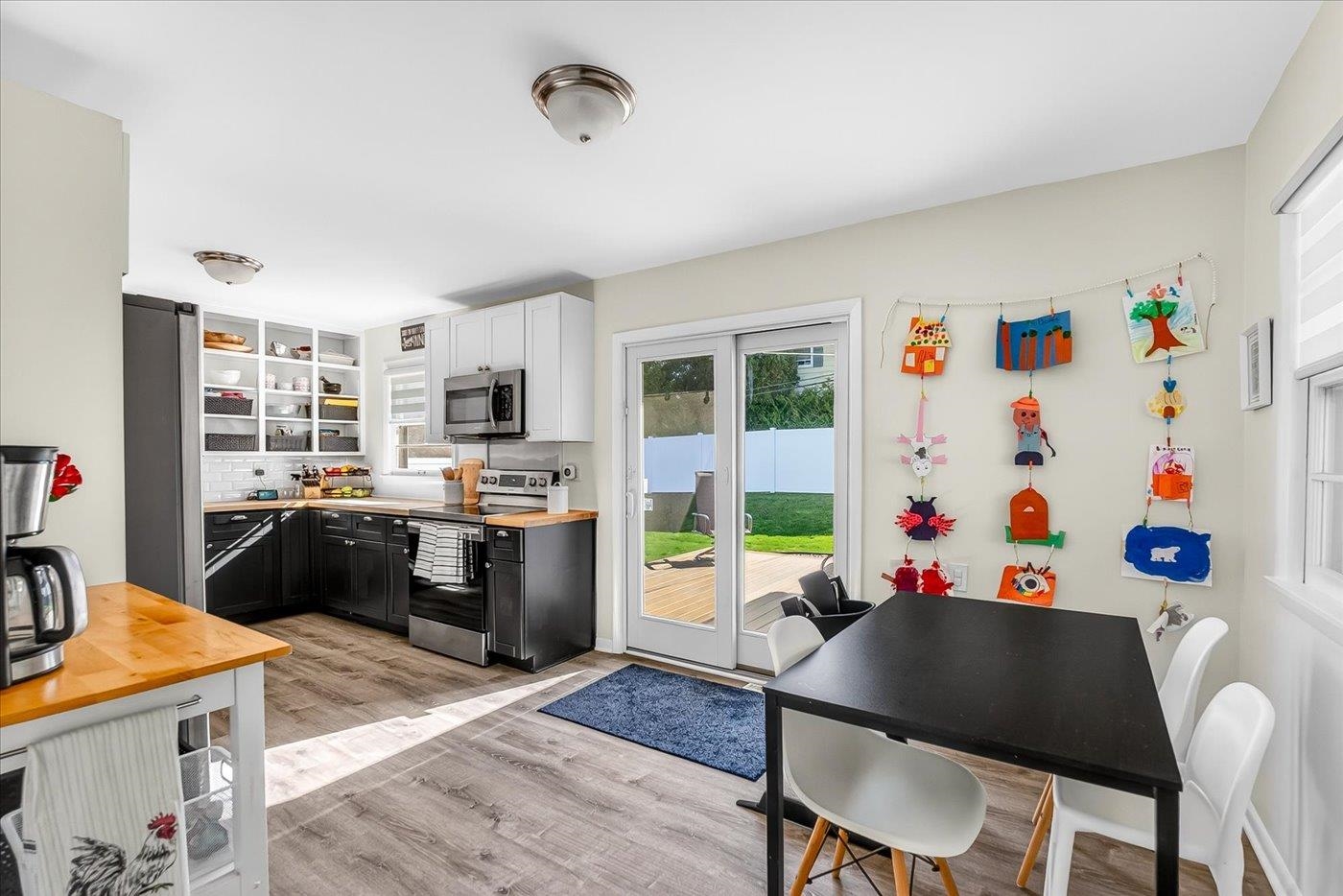 429 South Midvale Boulevard Madison, WI 53711 - Photo 17 of 54