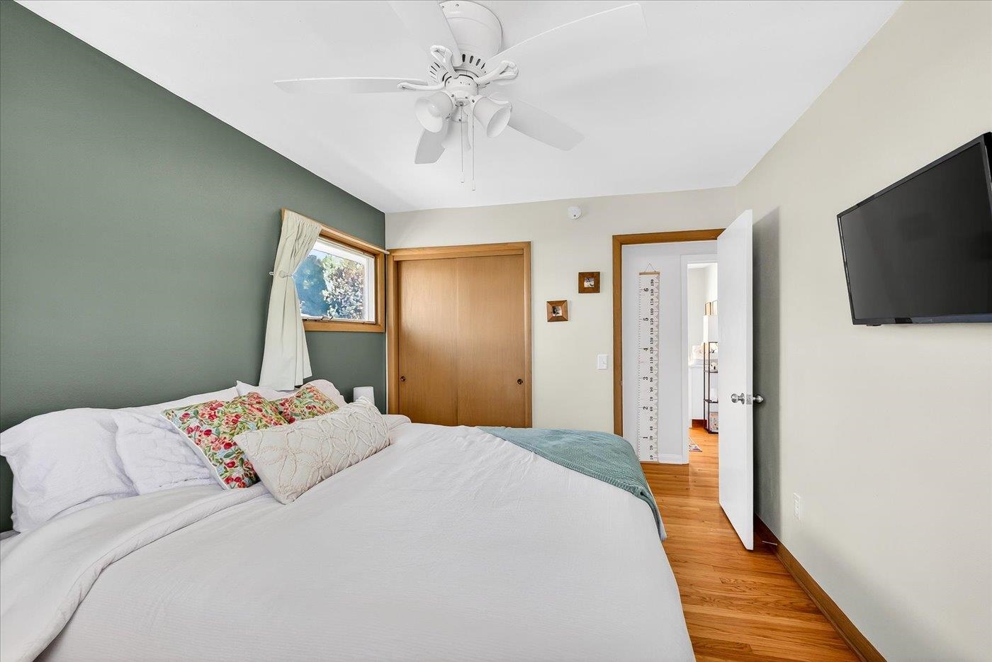 429 South Midvale Boulevard Madison, WI 53711 - Photo 19 of 54