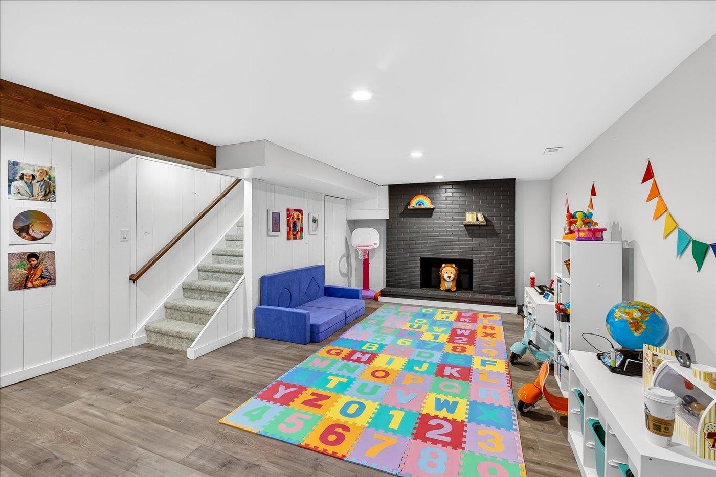 429 South Midvale Boulevard Madison, WI 53711 - Photo 27 of 54