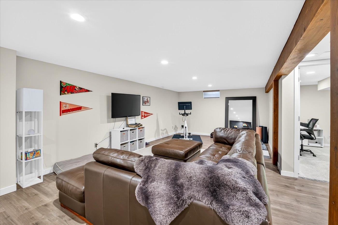 429 South Midvale Boulevard Madison, WI 53711 - Photo 30 of 54