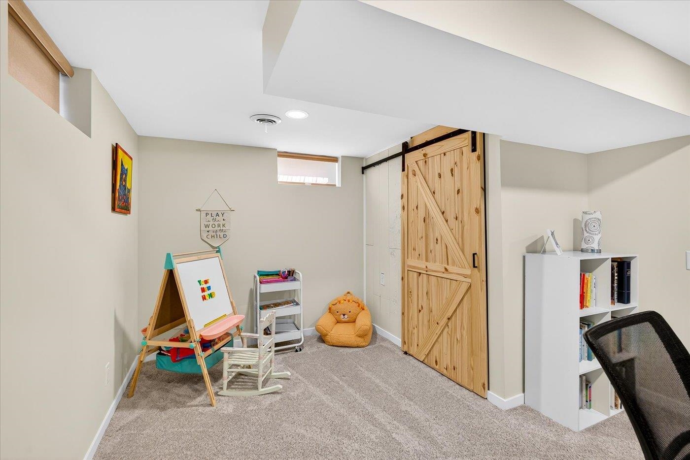 429 South Midvale Boulevard Madison, WI 53711 - Photo 35 of 54