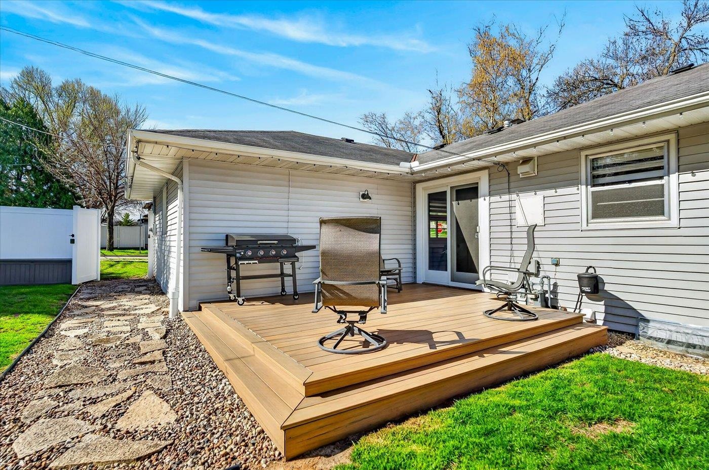 429 South Midvale Boulevard Madison, WI 53711 - Photo 39 of 54