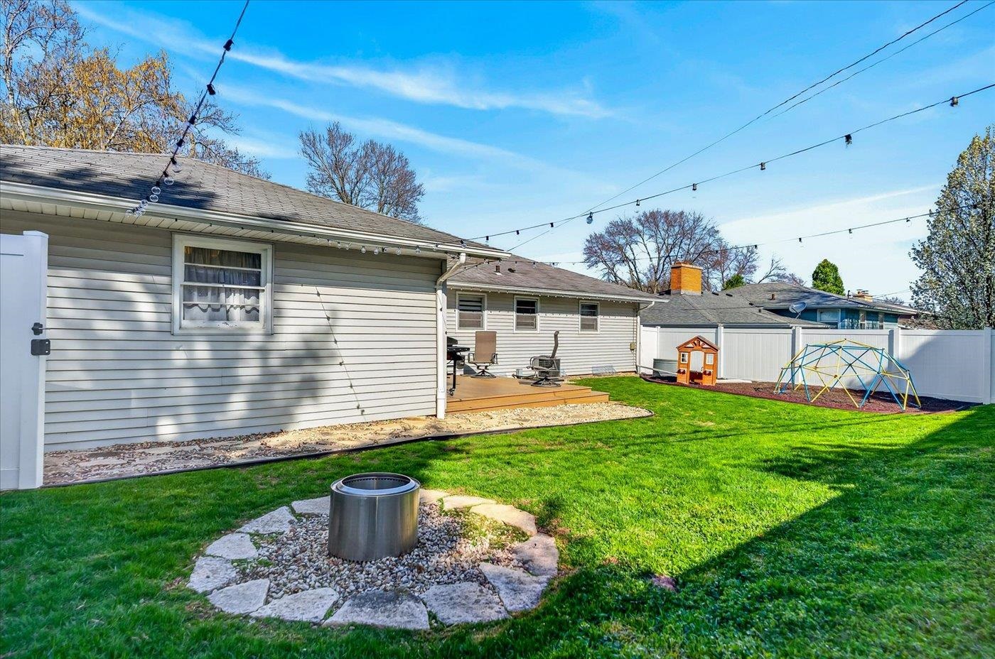 429 South Midvale Boulevard Madison, WI 53711 - Photo 44 of 54