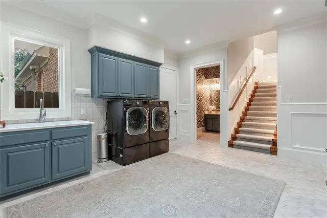 a view of entryway and hall