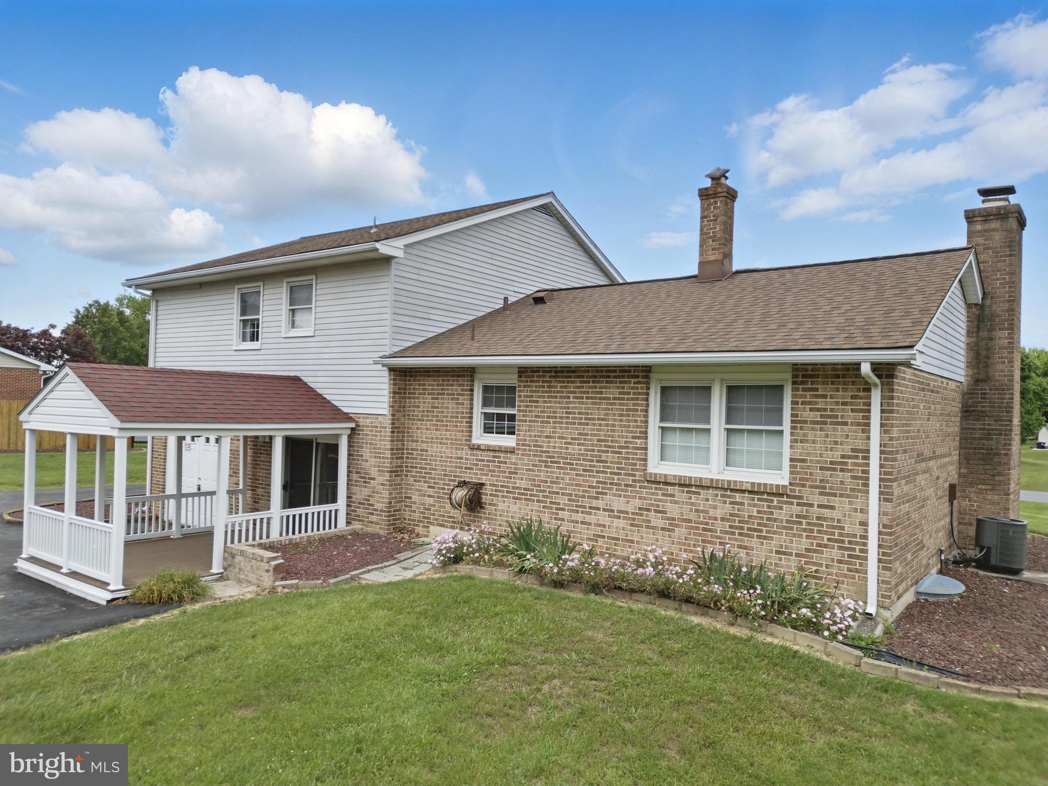 30 Stardust Drive Newark, DE 19702 - Photo 10 of 53 a front view of a house with a yard
