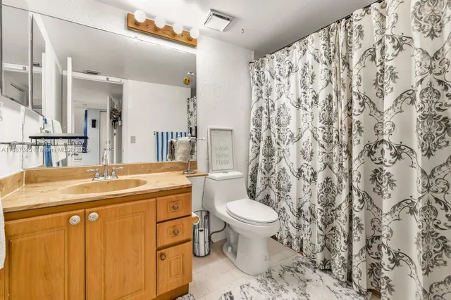 $379,900 | 6666 Southwest 115th Court, Unit 406, Miami, FL 33173