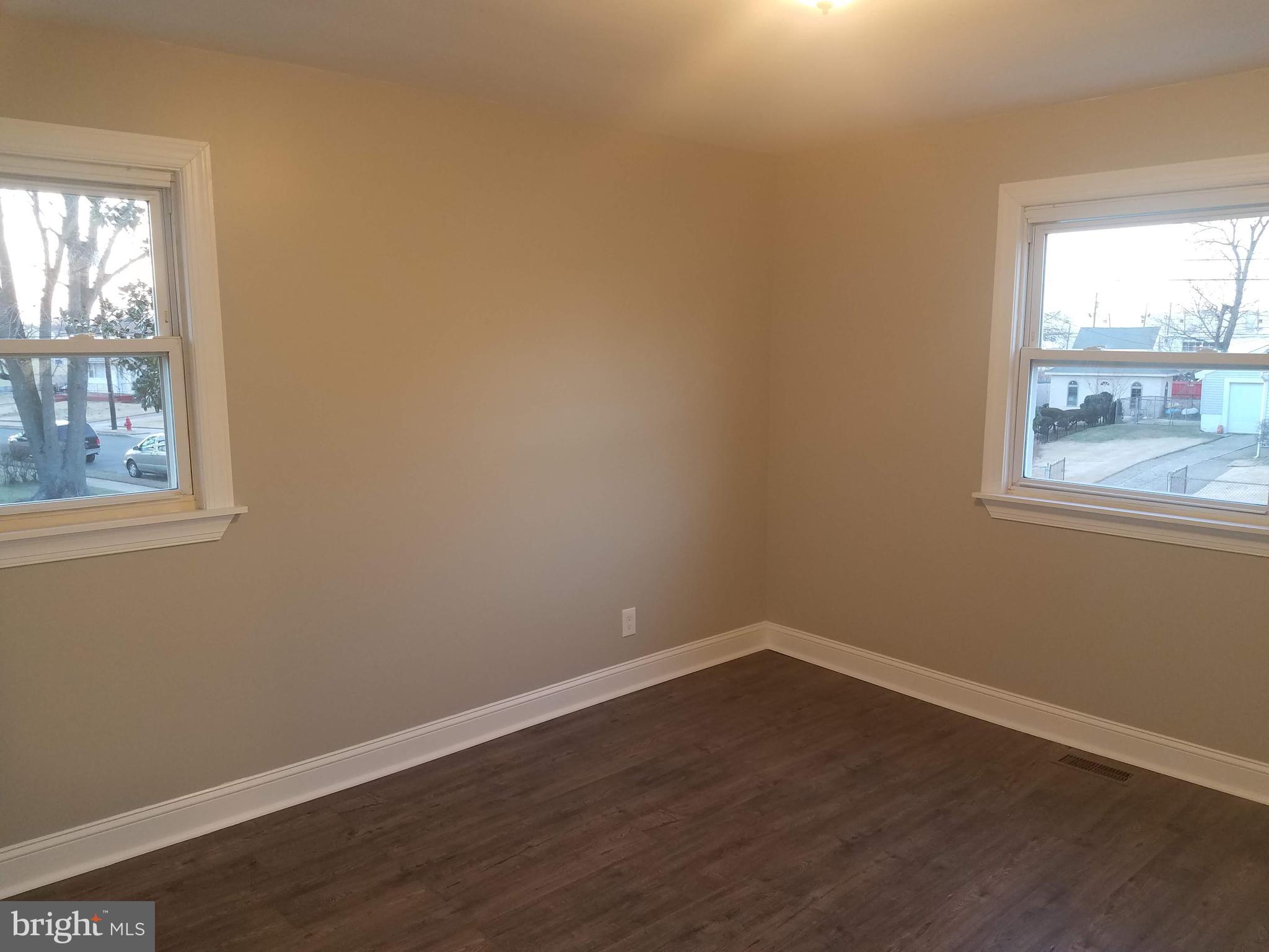 8 Lambeth Road Burlington, NJ 08016 - Photo 16 of 28 Gallery Image 16