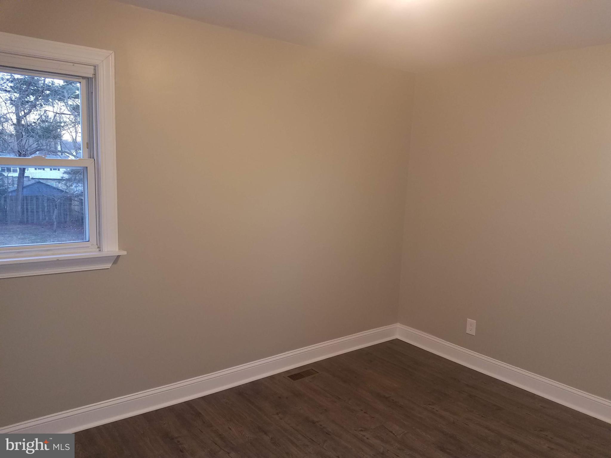 8 Lambeth Road Burlington, NJ 08016 - Photo 17 of 28 Gallery Image 17