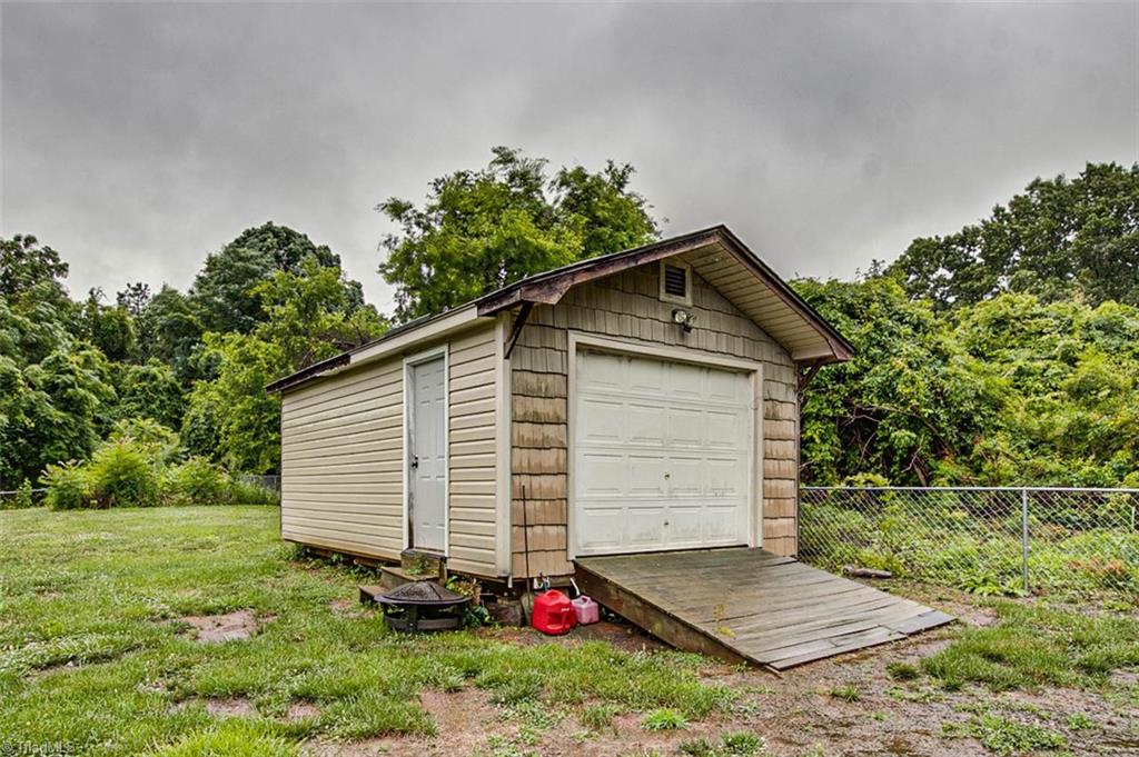 3824 Young Road Asheboro, NC 27205 - Photo 2 of 30 Gallery Image 2