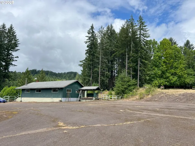 a view of outdoor space with trees