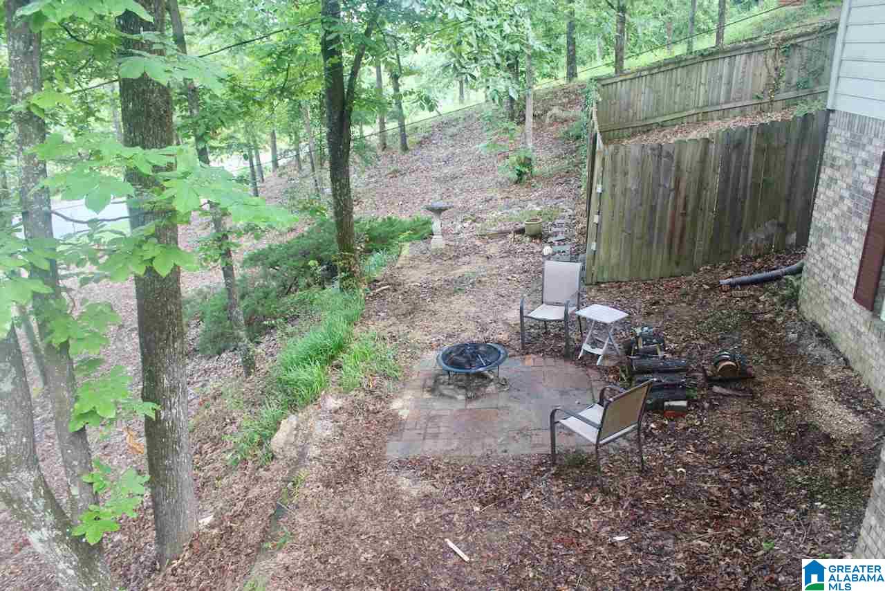 824 Round Hill Road Pelham, AL 35124 - Photo 2 of 27
