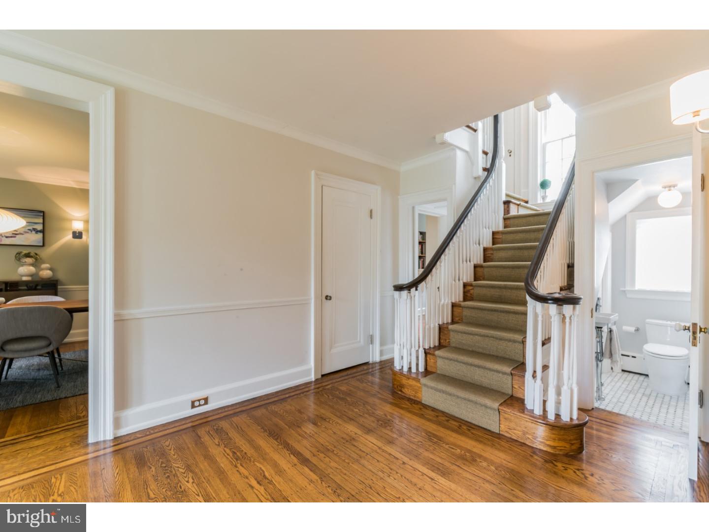 538 Hilaire Road Wayne, PA 19087 - Photo 3 of 25 Foyer