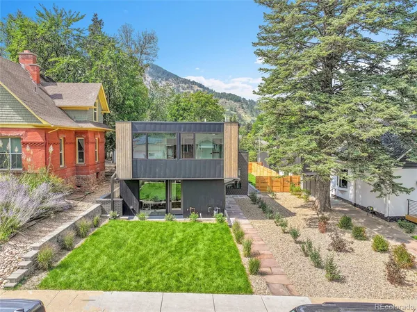 $2,574,000 | 1021 9th Street, Boulder, CO 80302