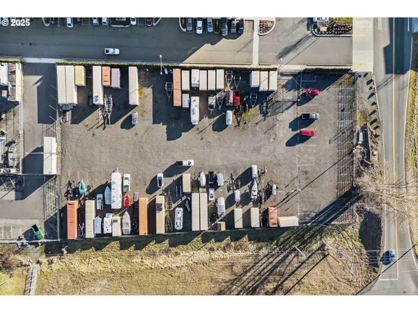 $750,000 | 18525 Northeast Marine Drive, Unit E10, Portland, OR 97230