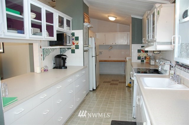12711 Northeast 199th Street Bothell, WA 98011 - Photo 14 of 21 Gallery Image 14