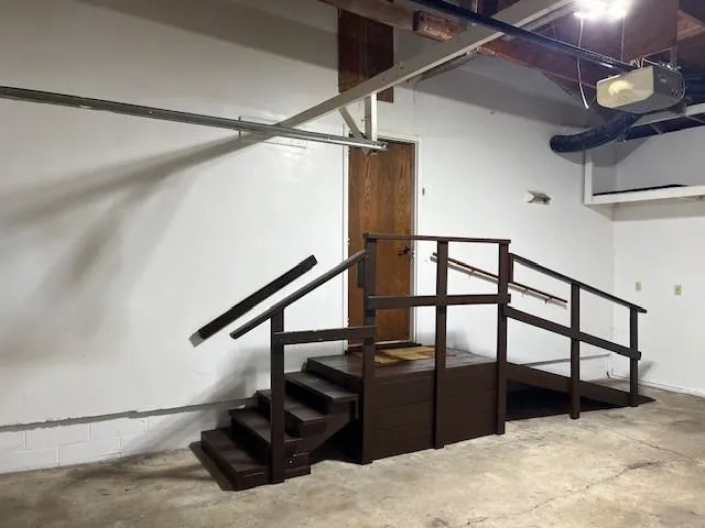 $194,900 | 220 South 2nd Street, Bird Island, MN 55310