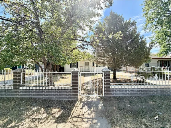 $2,595 | 1738 Verbena Street, Denver, CO 80220