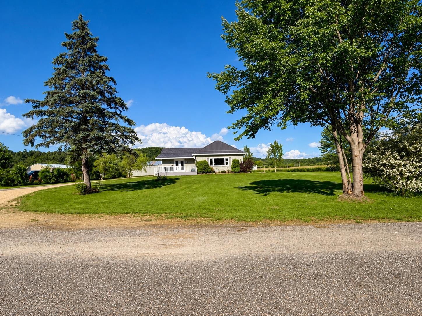 N2366 Weger Road Elroy, WI 53929 - Photo 2 of 21